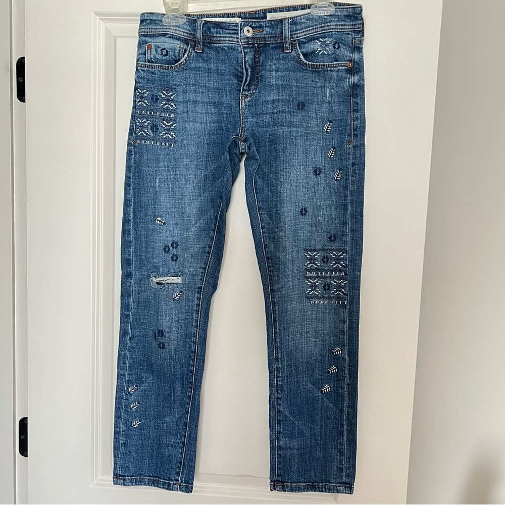 Anthropologie Pilcro Slim Boyfriend Embroidered Boho Jeans Women's Size 26P